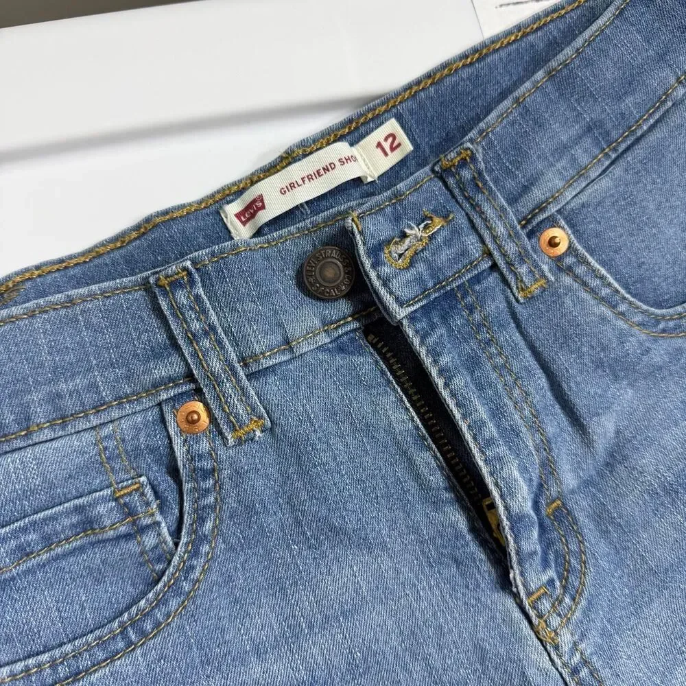 Levis levi blue